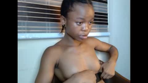 Snapshot of cherryxpussy chatting on 02/13/25, 05:54 cherryxpussy online show from 02/13/25, 05:54