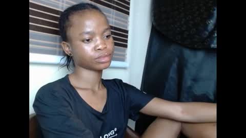 Snapshot of cherryxpussy chatting on 02/14/25, 06:51 cherryxpussy online show from 02/14/25, 06:51