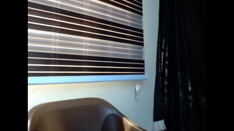 Snapshot of cherryxpussy chatting on 02/18/25, 10:27 cherryxpussy online show from 02/18/25, 10:27