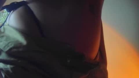 Snapshot of cherryy_blossoomm chatting on 12/13/24, 10:34 SARITA 3 online show from 12/13/24, 10:34