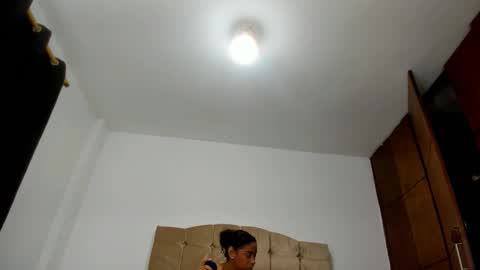 vero online show from 03/11/25, 05:24