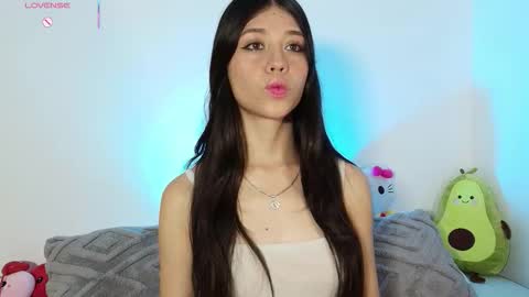 Snapshot of cheryelfox chatting on 11/05/25, 04:34 cheryelfox online show from 11/05/25, 04:34