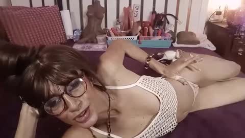 Cheryl6Fox online show from 11/30/25, 07:23