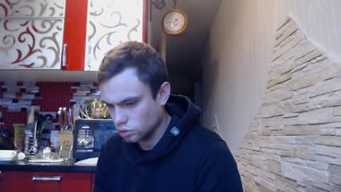 Snapshot of chester_perry chatting on 12/03/24, 10:28 chester perry online show from 12/03/24, 10:28