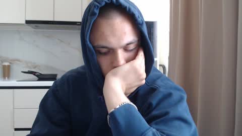 Snapshot of chester_perry chatting on 07/03/26, 09:37 chester perry online show from 07/03/26, 09:37