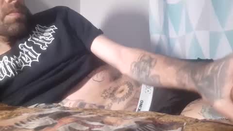 Snapshot of chev1981 chatting on 12/03/25, 05:15 Chevy online show from 12/03/25, 05:15