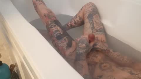 Snapshot of chev1981 chatting on 04/09/26, 05:51 Chevy online show from 04/09/26, 05:51