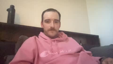 Snapshot of chevan006 chatting on 09/22/25, 03:47 chevan online show from 09/22/25, 03:47