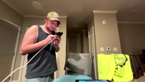 Snapshot of chevycamaro1978 chatting on 12/31/24, 06:48 chevycamaro1978 online show from 12/31/24, 06:48