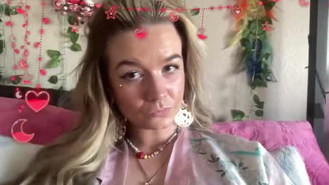 Chey online show from 04/02/26, 09:12