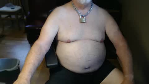 Snapshot of chgodad chatting on 10/06/25, 07:33 chgodad online show from 10/06/25, 07:33