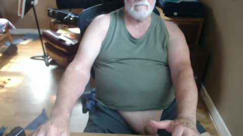 Snapshot of chgodad chatting on 07/16/26, 09:10 chgodad online show from 07/16/26, 09:10