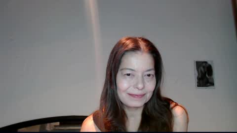 Chiara online show from 12/31/24, 08:23