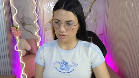 Snapshot of chiara_tay chatting on 04/30/26, 07:09 Chiara online show from 04/30/26, 07:09