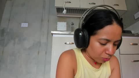 Snapshot of chiarafustox chatting on 03/24/26, 10:15 Chiara fustox online show from 03/24/26, 10:15