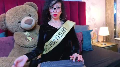 Snapshot of chiarajjones chatting on 06/04/26, 01:06 CHIARA online show from 06/04/26, 01:06