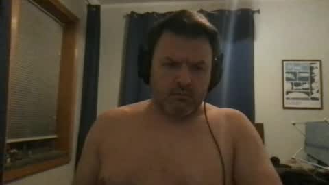 chicagoguy7183 online show from 03/19/26, 05:22