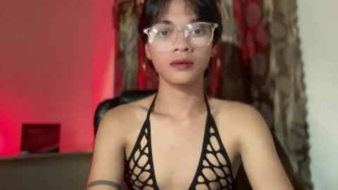 Snapshot of chichay_addams chatting on 09/26/25, 01:04 Addams online show from 09/26/25, 01:04