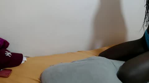 Snapshot of chichie_ chatting on 05/08/26, 09:25 chichie_ online show from 05/08/26, 09:25