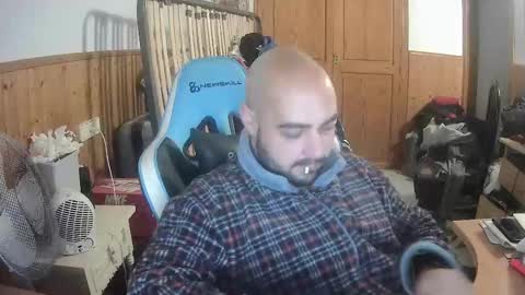 chicomallorca96 online show from 01/01/25, 07:32