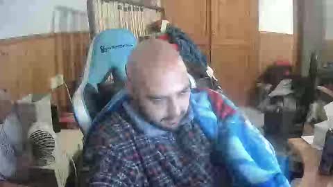 chicomallorca96 online show from 02/03/25, 10:03