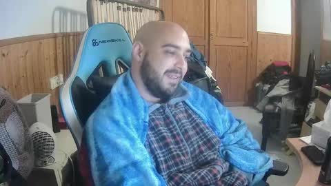 chicomallorca96 online show from 02/04/25, 10:32