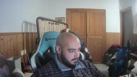 chicomallorca96 online show from 02/05/25, 04:58