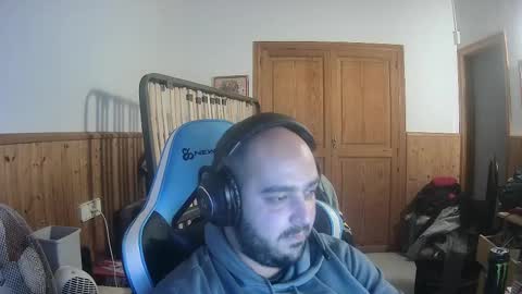 chicomallorca96 online show from 02/18/25, 05:10