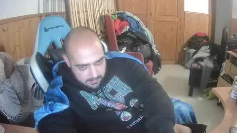 chicomallorca96 online show from 02/20/25, 05:18