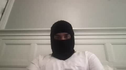 Snapshot of chicopaiisaa chatting on 04/18/26, 04:44 Andres online show from 04/18/26, 04:44