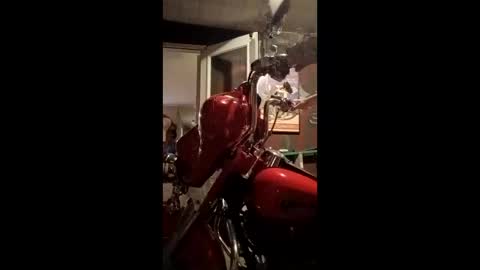 Snapshot of chieflongdongz151 chatting on 04/19/26, 10:12 CheifLongDong151 online show from 04/19/26, 10:12