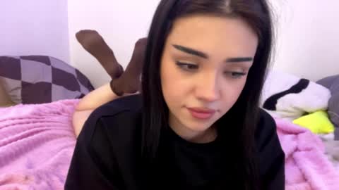 Snapshot of chiekodavanzo chatting on 04/08/26, 01:22 Becky online show from 04/08/26, 01:22