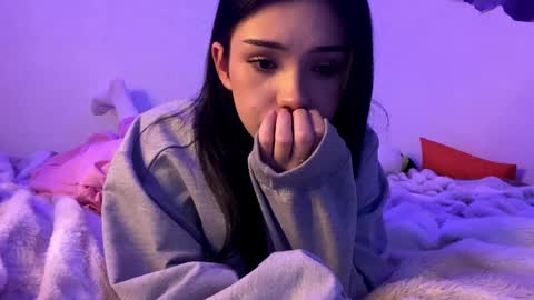 Snapshot of chiekodavanzo chatting on 04/19/26, 04:17 Becky online show from 04/19/26, 04:17