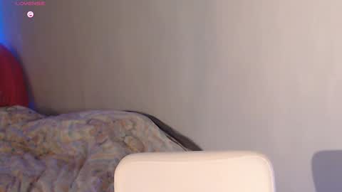 Snapshot of chill_saya chatting on 02/04/25, 10:02 Saya online show from 02/04/25, 10:02