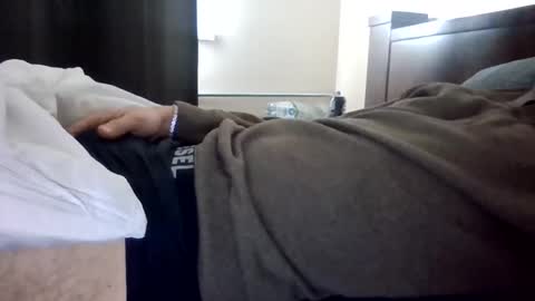 chiller832590 online show from 10/15/25, 08:36