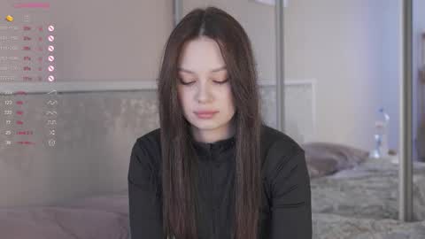Snapshot of chillgirlll chatting on 03/21/26, 05:23 Nicole online show from 03/21/26, 05:23