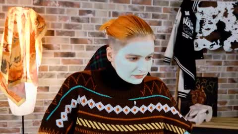 Bella online show from 09/26/25, 05:22