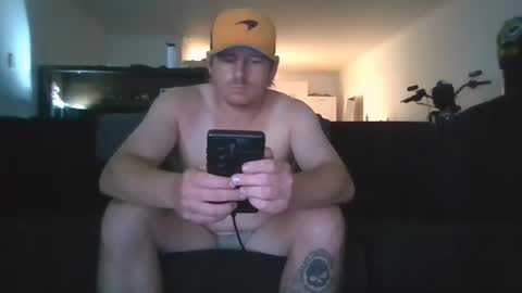 Snapshot of chillstihl1111 chatting on 12/13/25, 10:59 chillstihl1111 online show from 12/13/25, 10:59