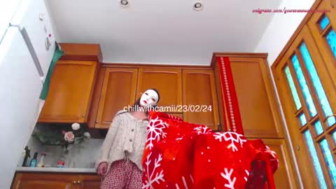 Snapshot of chillwithcamii chatting on 02/23/25, 07:44 yoursensualparadise online show from 02/23/25, 07:44