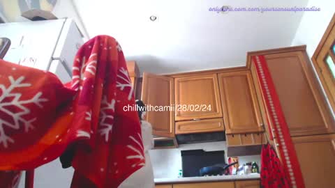 Snapshot of chillwithcamii chatting on 03/01/25, 10:13 yoursensualparadise online show from 03/01/25, 10:13