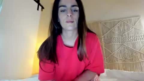 Snapshot of chillwithcamii chatting on 10/02/25, 12:12 yoursensualparadise online show from 10/02/25, 12:12