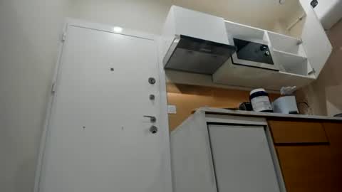 Snapshot of chillwithcamii chatting on 10/03/25, 07:05 yoursensualparadise online show from 10/03/25, 07:05