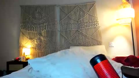 Snapshot of chillwithcamii chatting on 03/22/26, 02:09 yoursensualparadise online show from 03/22/26, 02:09