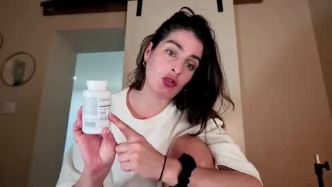 Snapshot of chillwithcamii chatting on 04/27/26, 04:16 yoursensualparadise online show from 04/27/26, 04:16