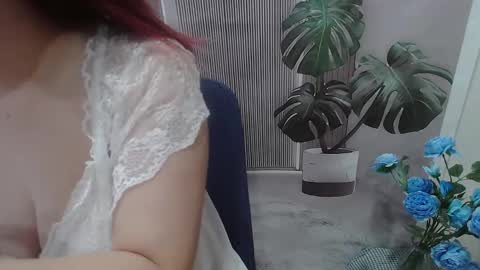 Snapshot of chillylove chatting on 09/23/25, 03:31 Jani online show from 09/23/25, 03:31