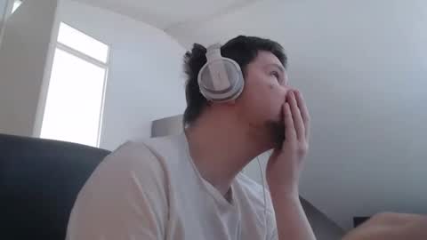 chillzonecam online show from 09/13/25, 08:25