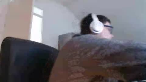 chillzonecam online show from 10/17/25, 11:46