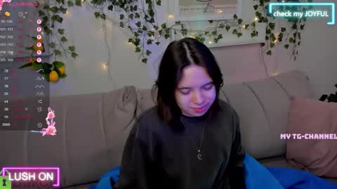 chio_mio online show from 09/18/25, 02:13