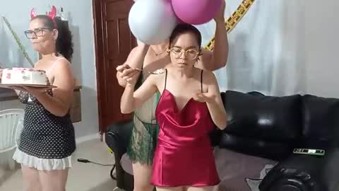 chiquitahot69 online show from 11/10/25, 11:48