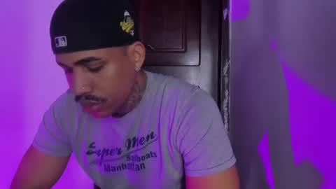 Snapshot of chirshot21_ chatting on 06/19/26, 12:20 Chris online show from 06/19/26, 12:20